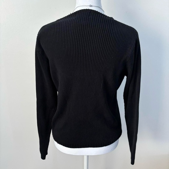 Black Ribbed V-Neck long sleeve - Picture 2 of 3